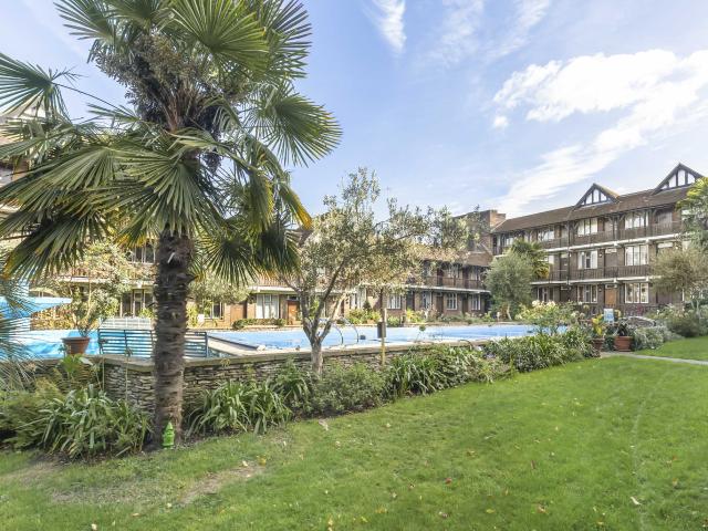 Flat for rent in Streatham Hill, Greater London
