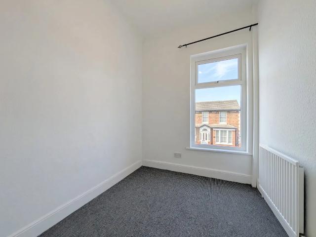 Flat for rent in Southport, Sefton
