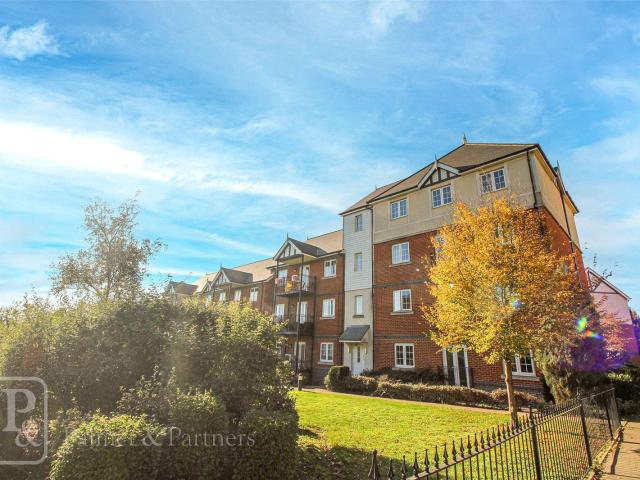 Flat for rent in Myland, Colchester