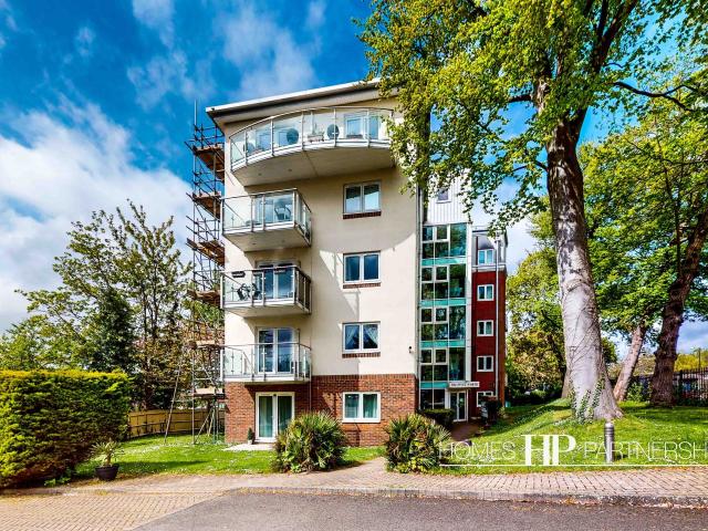 Flat for rent in Glynde, West Sussex