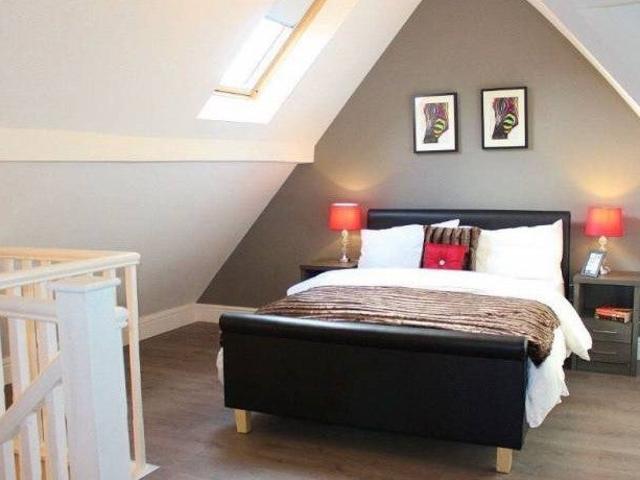 Flat for rent in Gatley, Greater Manchester