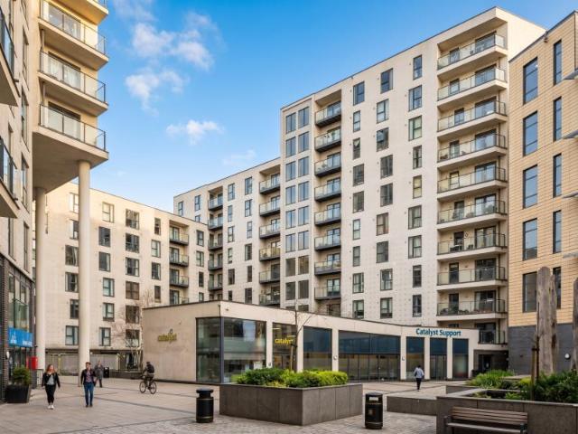 Flat for rent in Westfield, Woking