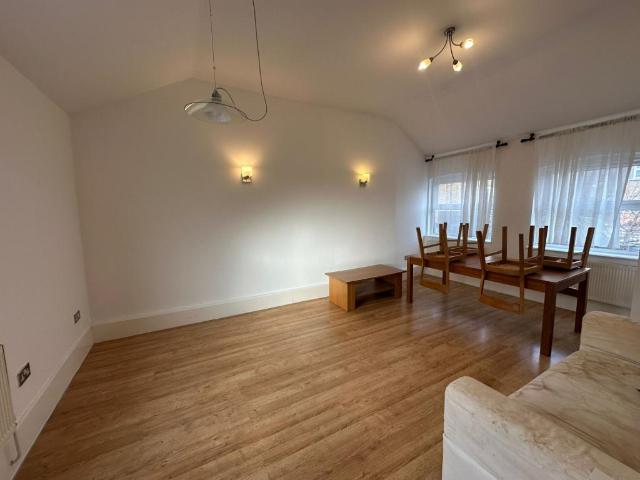 Flat for rent in Hornsey, Greater London
