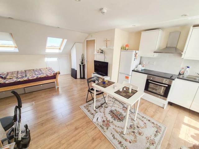 Flat for rent in Hornsey, Greater London