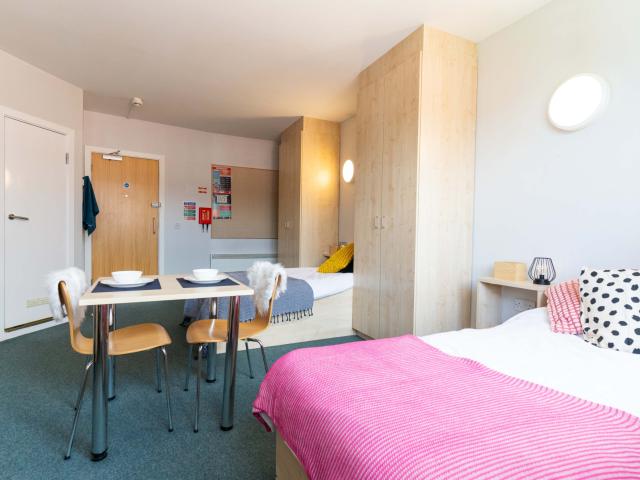 Flat for rent in Haddon, East Midlands