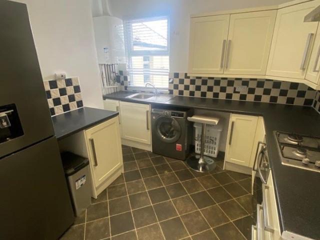 Flat for rent in Falcon Lodge, Wales