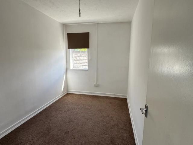 Flat for rent in Troed-y-rhiw, Troedyrhiw