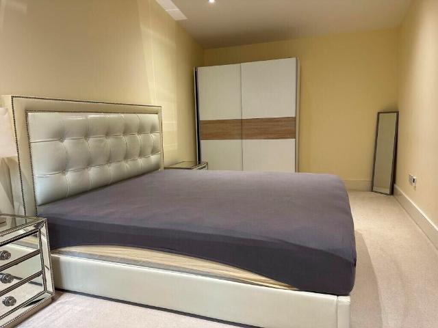 Flat for rent in Kingston Vale, Greater London