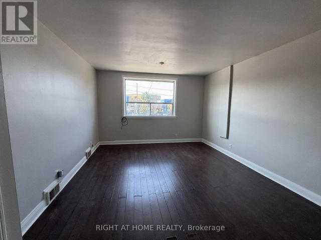 Apartment for rent in Toronto—St. Paul's, Toronto