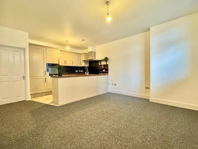 Flat for rent in Heigham Grove, East Bank