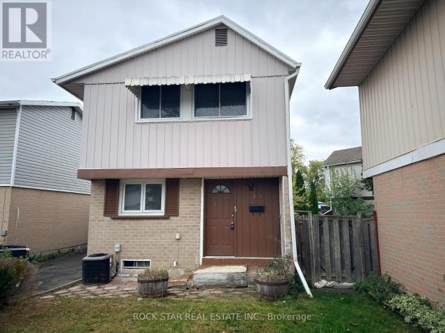 House for rent in Brampton, Golden Horseshoe