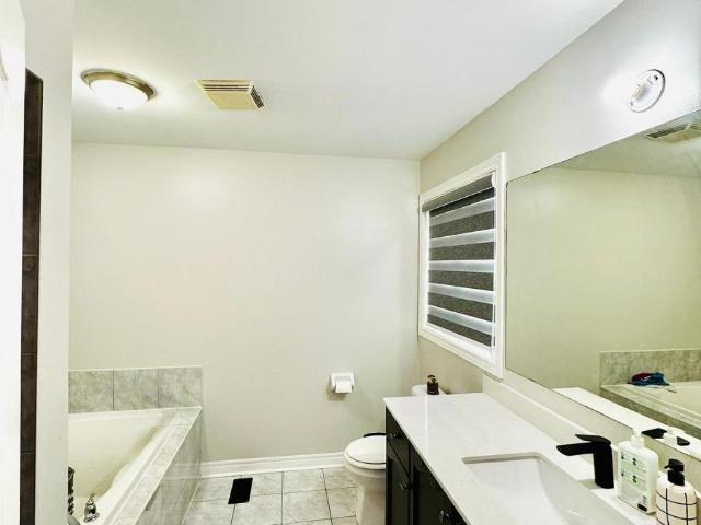 Apartment for rent in Georgina, Ontario