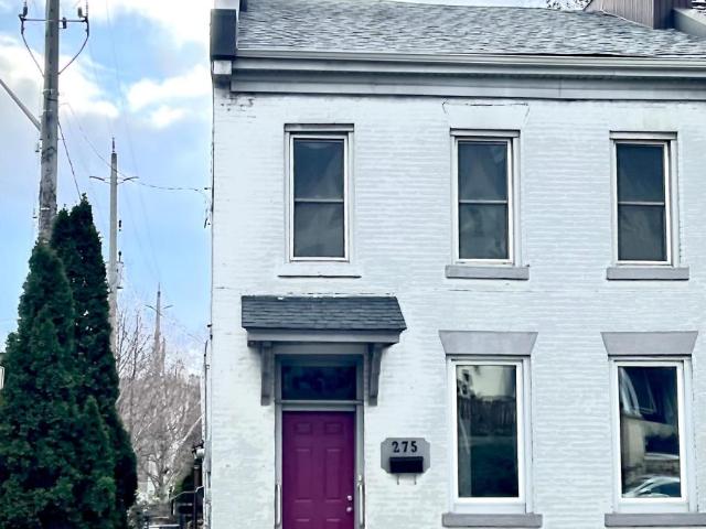 Apartment for rent in Ancaster, Ontario