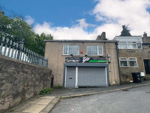 Flat for rent in Bell Hall, Calderdale