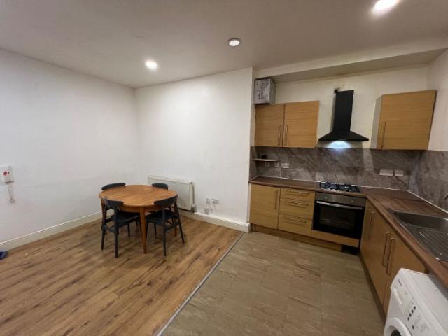 Flat for rent in Clapton, Upper Clapton