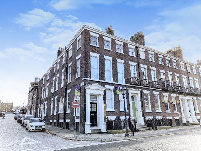 Flat for rent in Chinatown, Calderstones
