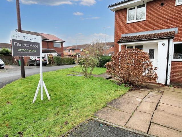 Flat for rent in Milnrow, Rochdale