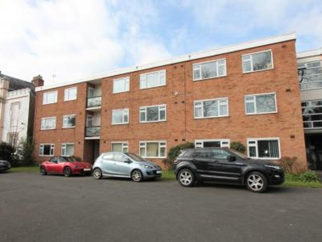 Flat for rent in Lillington, Green Close