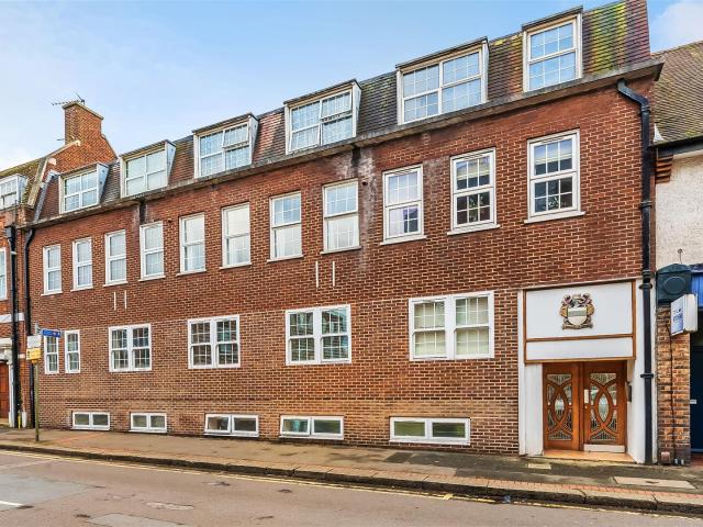 Flat for rent in Greater London