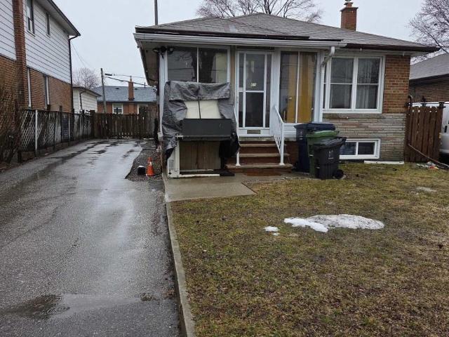 House for rent in Woburn, Ontario