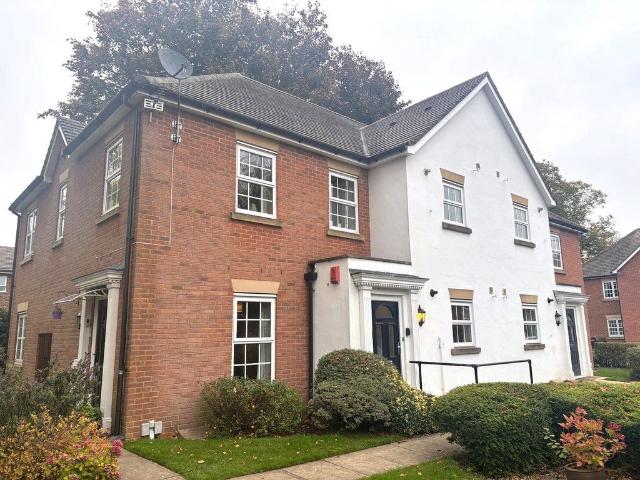Flat for rent in Lichfield, Boley Park