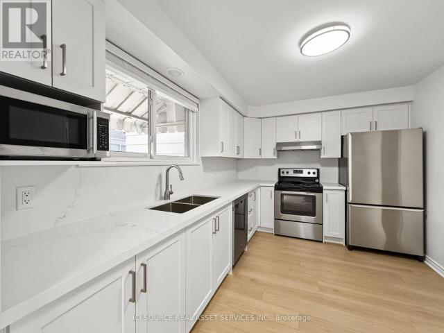 Apartment for rent in Discovery Bay, Ajax
