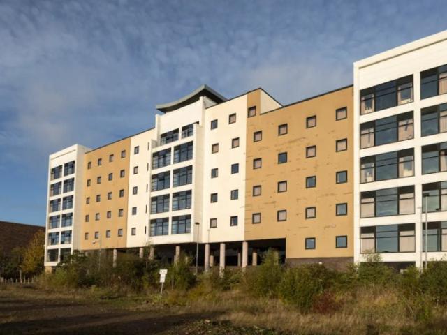 Flat for rent in Pillgwenlly, Wales