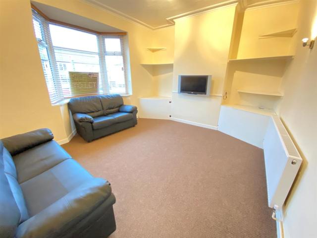 Flat for rent in Littleover, Derby