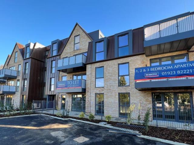 Flat for rent in Pinner, Greater London