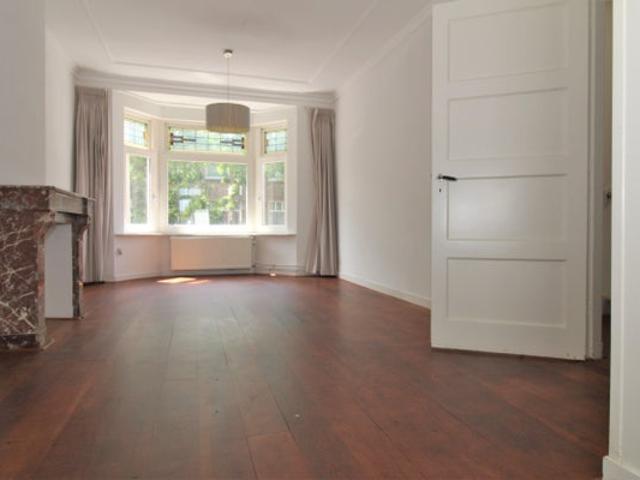 Appartement te huur in Benoordenhout, Zuid Holland