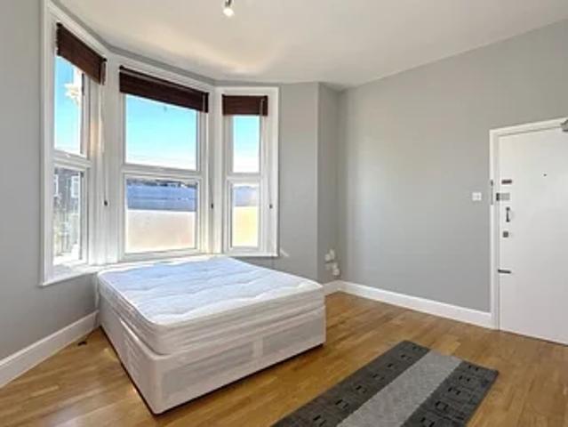 Flat for rent in London Borough of Lewisham, Upper Sydenham
