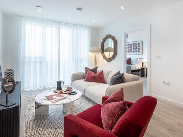 Flat for rent in Upper Edmonton, Greater London