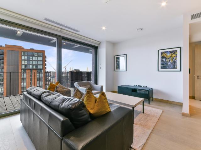 Flat for rent in Nine Elms, Greater London