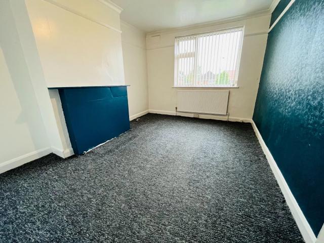 Flat for rent in Ash Green, Camp Hill