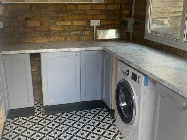 Flat for rent in Holywell Estate, North Watford