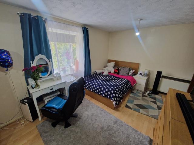 Flat for rent in Alperton, Greater London