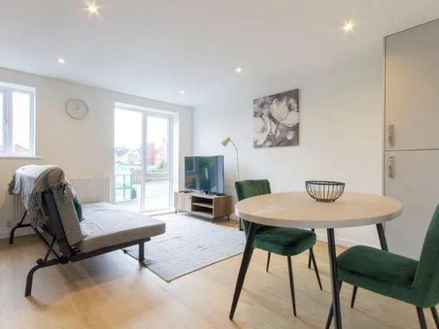 Flat for rent in Staveley CP, Loundsley Green