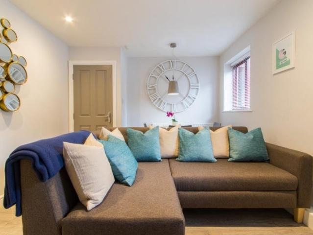 Flat for rent in Hyde Park, West Yorkshire