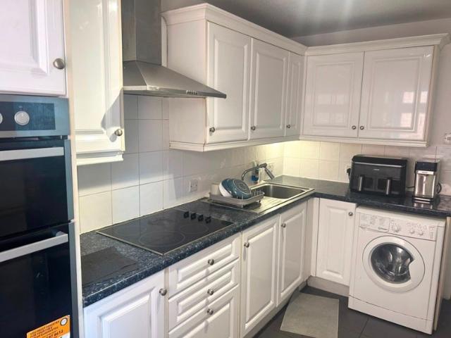 Flat for rent in London Borough of Wandsworth, Greater London