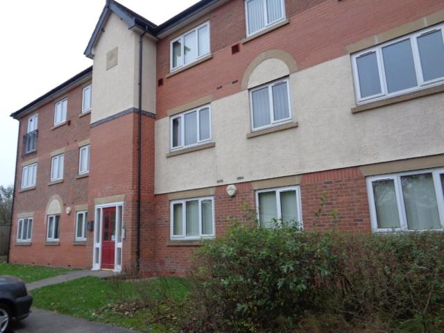 Flat for rent in Whitefield, Bury
