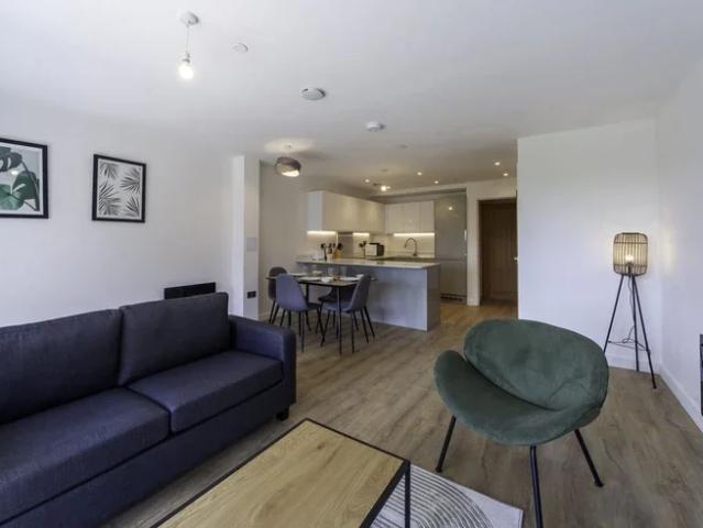 Flat for rent in South Ashford, Bridgefield