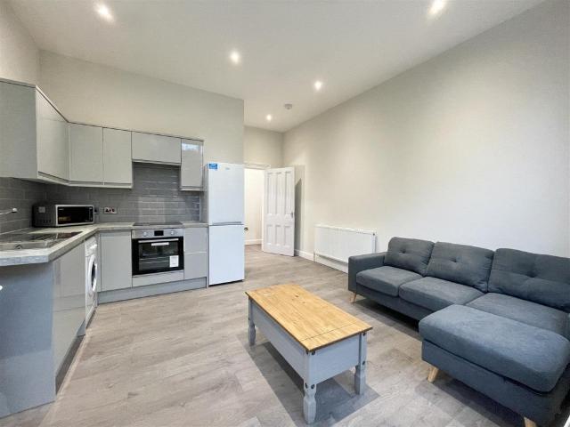 Flat for rent in Devonshire, Sheffield