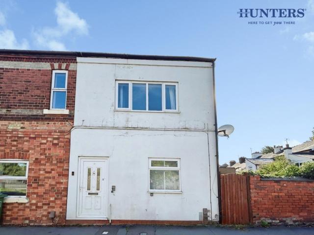 Flat for rent in Baswich, Staffordshire