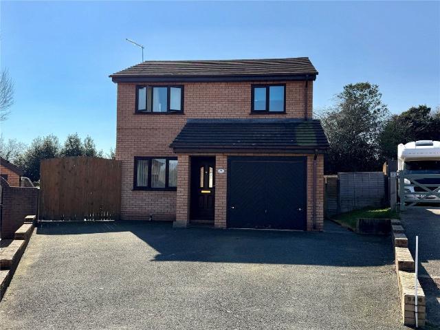 Flat for rent in Little Mountain, Wales