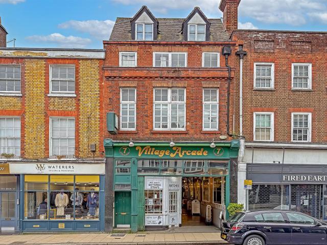 Flat for rent in St Albans, Five Acres