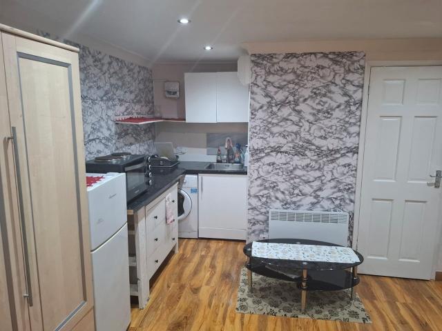 Flat for rent in Slough