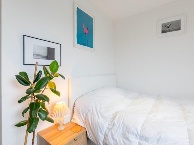 Flat for rent in East Wick, Greater London