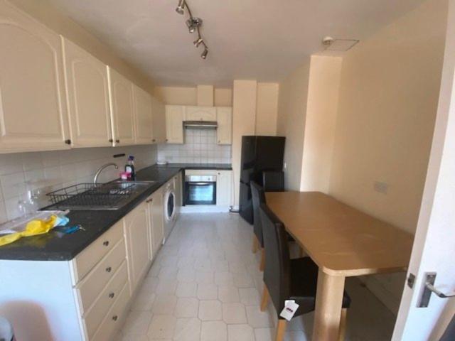 Flat for rent in Guildford Park, Westborough