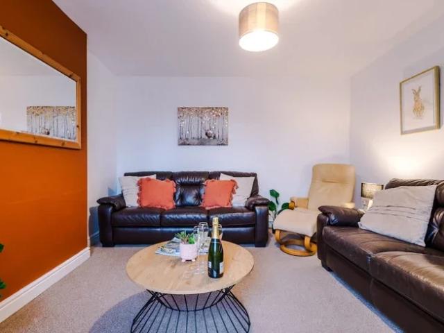 Flat for rent in Hammond Street