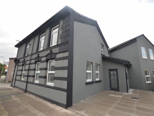 Flat for rent in Spring View, Wigan